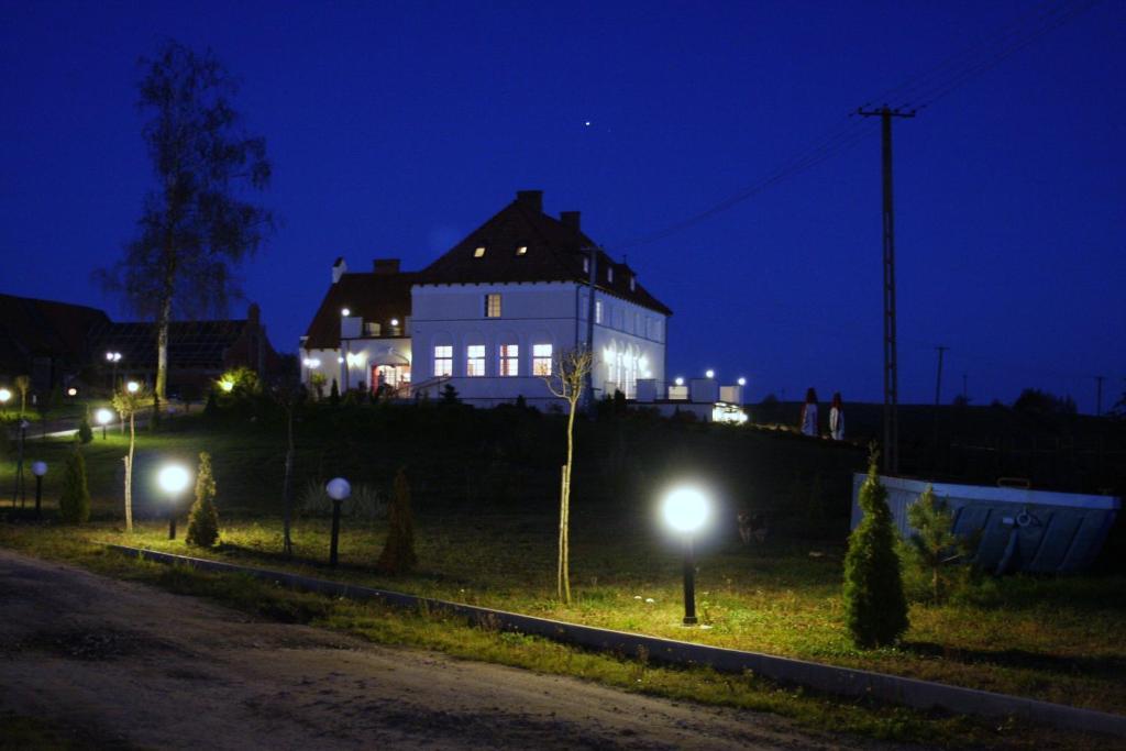 Gosciniec Rycerski Bed & Breakfast Папротки Екстериор снимка