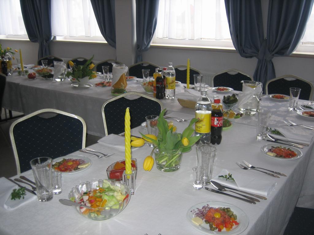 Gosciniec Rycerski Bed & Breakfast Папротки Екстериор снимка