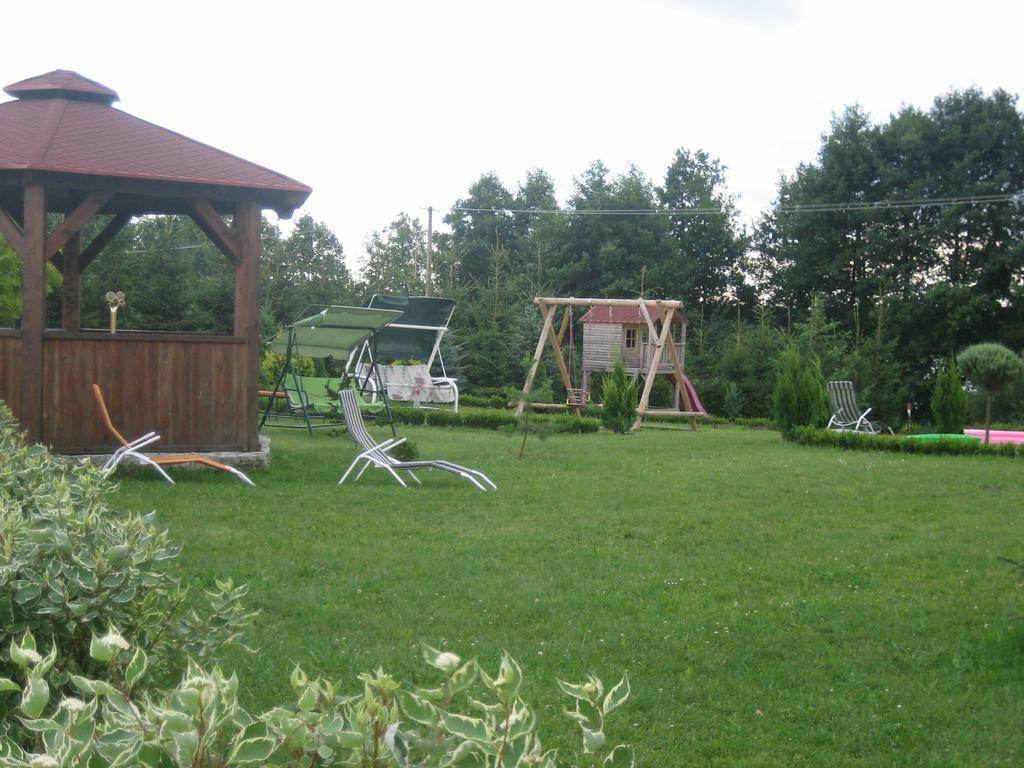 Gosciniec Rycerski Bed & Breakfast Папротки Екстериор снимка